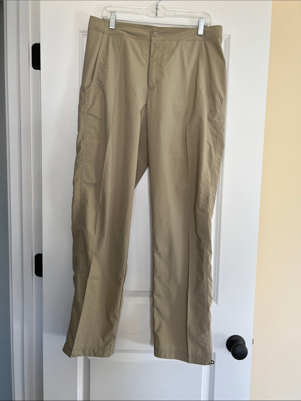 Royal Robbins Women's Khaki Straight-Leg Hiking Pants